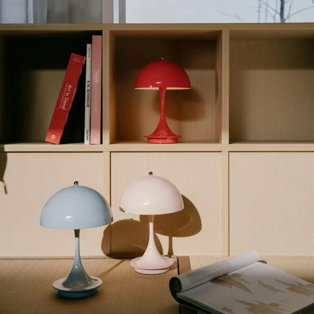 Minimalistic Shade Table Lamp